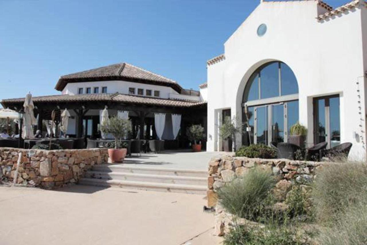 Banos y Mendigo Three Bedroom Luxury Villa El Valle Golf Resort מראה חיצוני תמונה